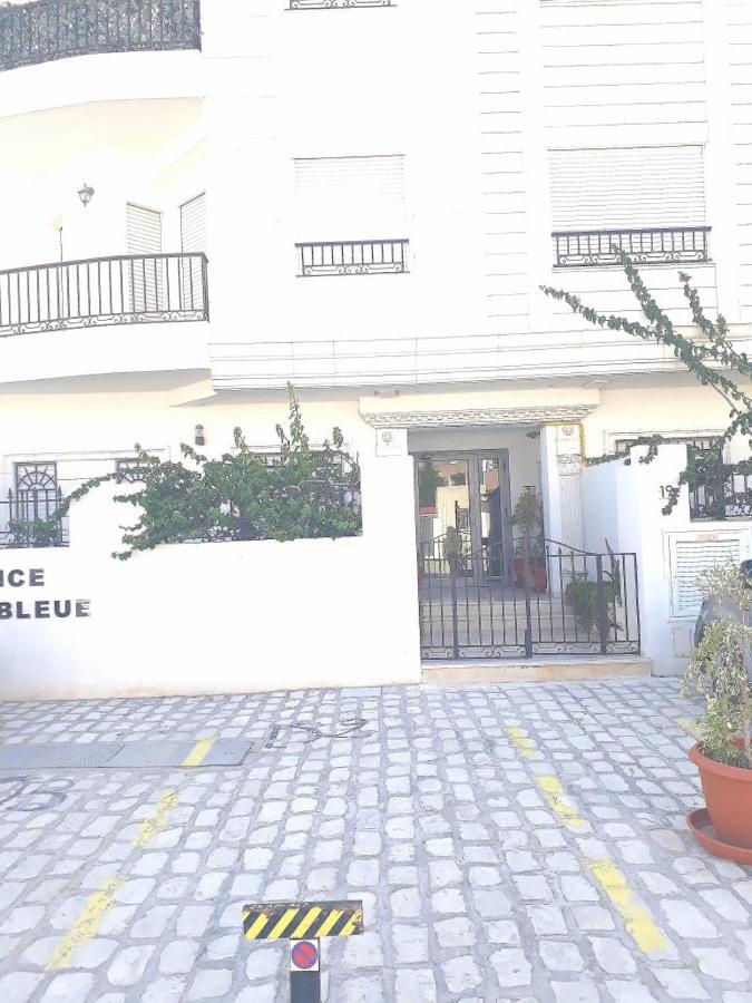 Апартаменты La Perle Bleue Хальк-эль-Уэд Экстерьер фото